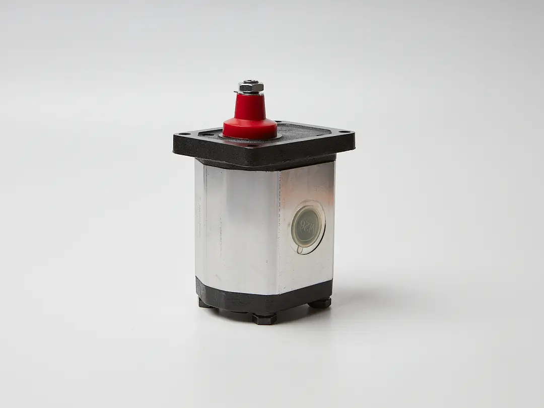 Насос шестеренный BHP2 BO-D22T0L1 GP2, 22 см3, резьба G3/4", 235BAR, правый